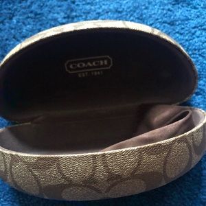 Coach Signature  Brown Clamshell Sunglasses  Case